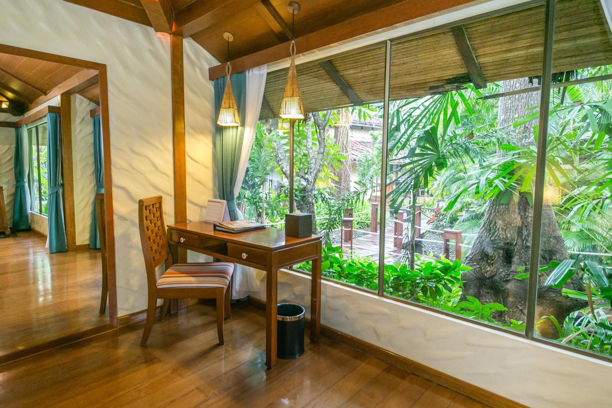 Centara Koh Chang Tropicana Resort Extérieur photo